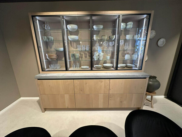 Showroomkeuken Aerdenhout Grijs Eiken Buffetkast